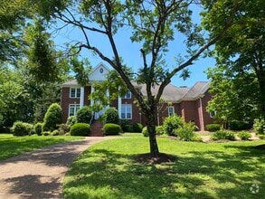Building Photo - 9301 Grist Mill Ct