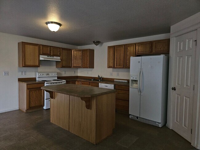 Foto del edificio - Strawberry Heights Home