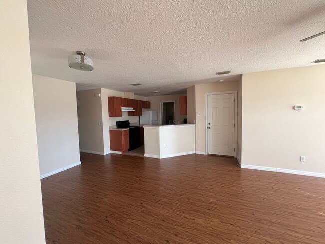 Building Photo - Welcome to Your New Home in Serene Wedgefield, FL