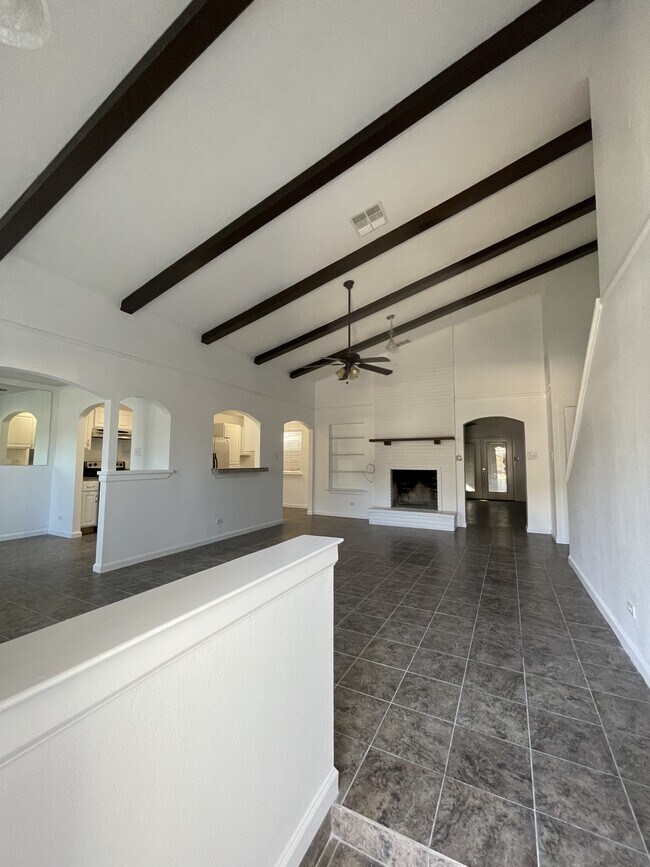 Building Photo - 6238 Pancho Villa Dr