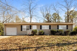 Building Photo - 4703 Rambling Rd NE