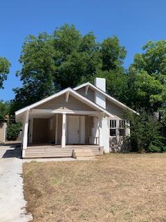 Primary Photo - 1110 Monroe
