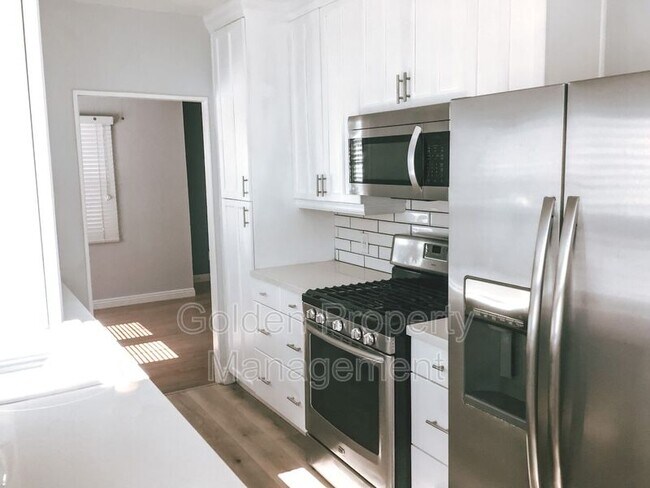 Foto del edificio - 4615 Esther St