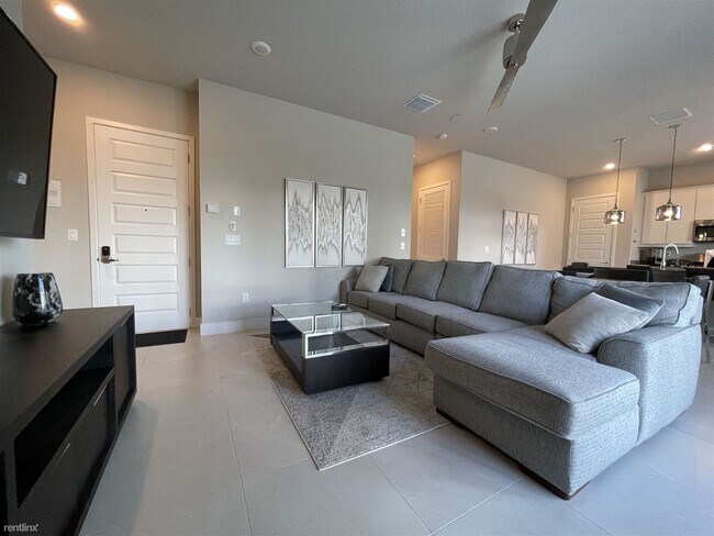 Foto del edificio - 3 br, 2.5 bath Condo - 7740 Sandy Ridge Dr...