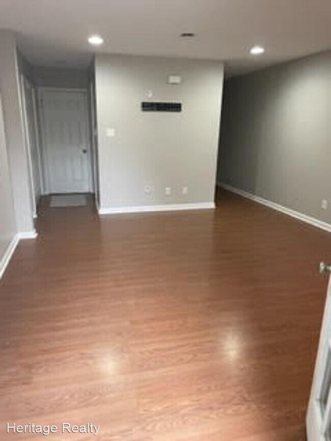 Building Photo - 2 br, 2 bath House - 7734 Wilmington Dr