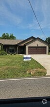 Building Photo - 1984 McCleary Rd