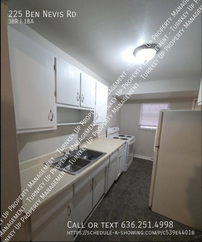 Foto del edificio - 225 Ben Nevis Rd