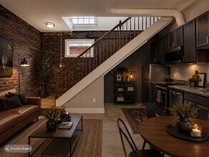 Building Photo - 7 E Franklin St