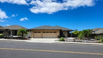 Building Photo - 68-1656-1656 Kilakila St