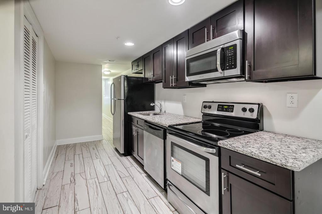 Foto principal - 319 N Preston St