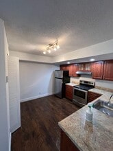 Building Photo - 5721 Riverside Dr