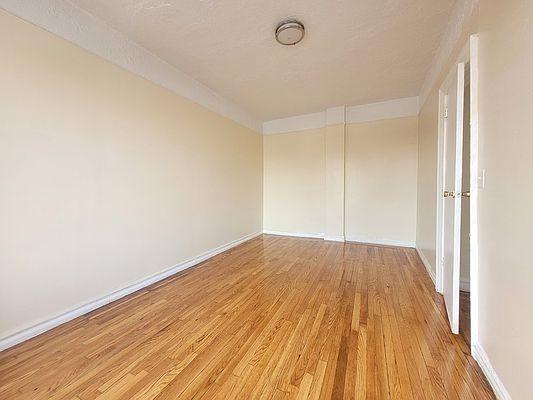 Foto del edificio - 1 bedroom in BRONX NY 10462