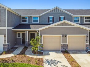 Building Photo - 9798 Fiddleback Ln