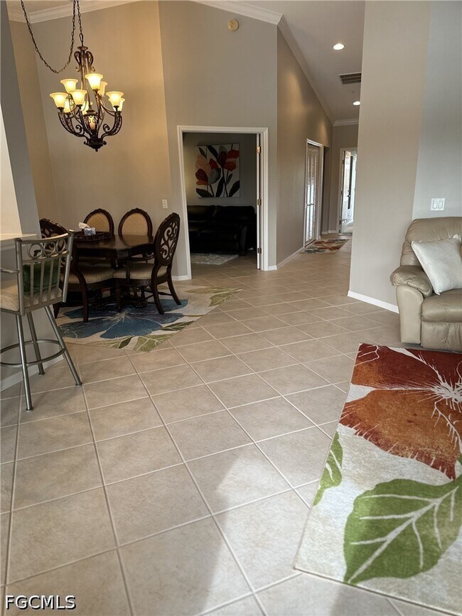 Foto del edificio - 10381 McArthur Palms Ln