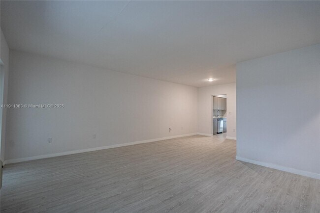 Foto del edificio - 1185 98th St