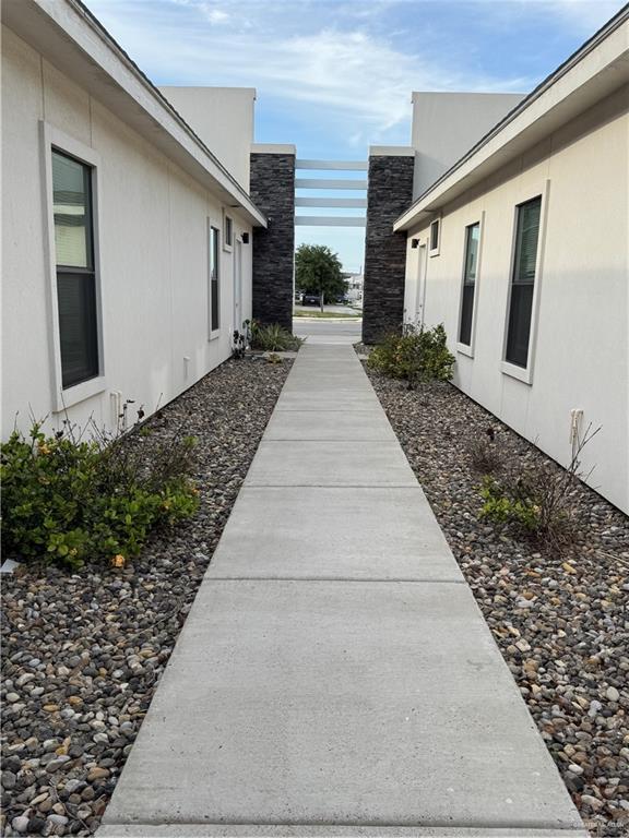Foto del edificio - 2022 Summerland Ln