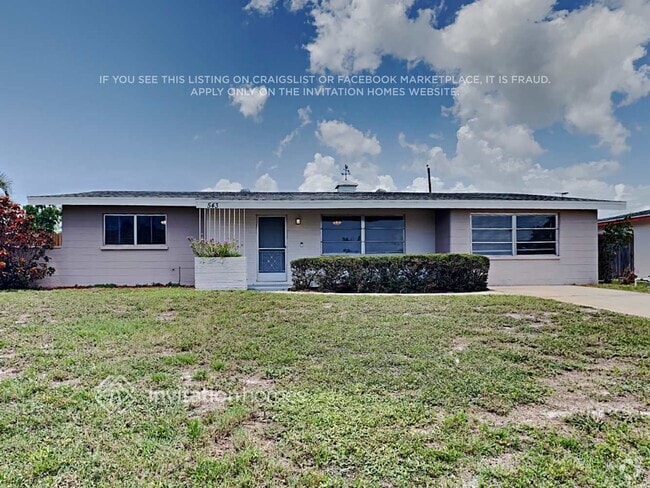 Building Photo - 543 Sheridan Dr