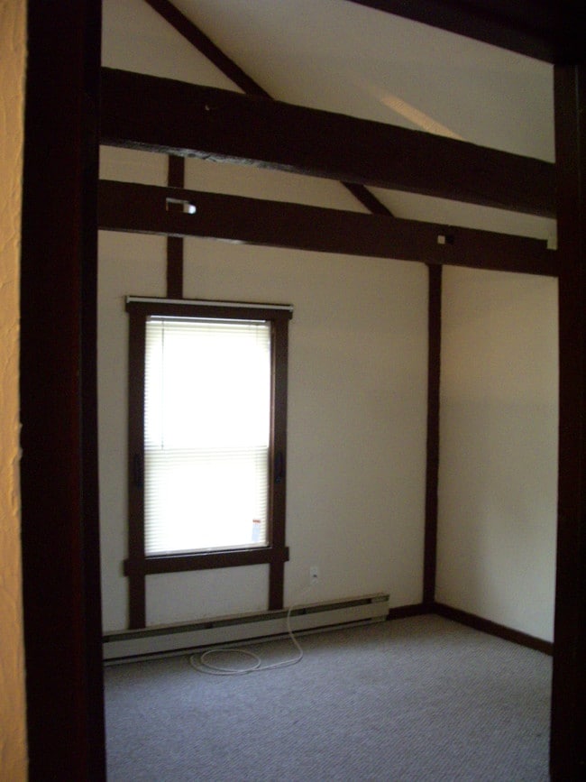 bedroom - 56 Spring St