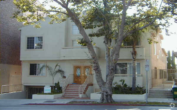 Primary Photo - 607 N Rossmore Ave