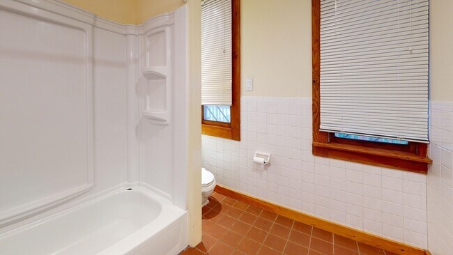 Foto del edificio - 192 Hillside St