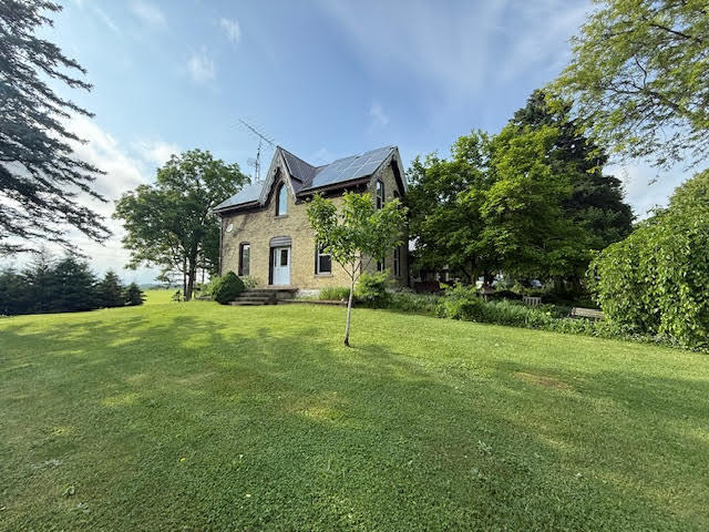Photo principale - Parkhill * TWO Level APARTMENT * 3 Bdrm * ...