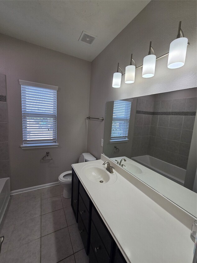 Building Photo - 3702 Aubergine Springs Ln