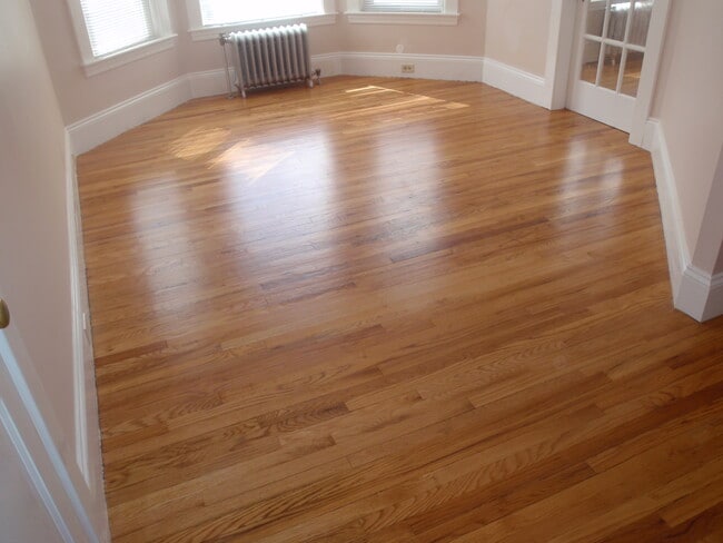 Hardwood flooring - 21 Waverly St