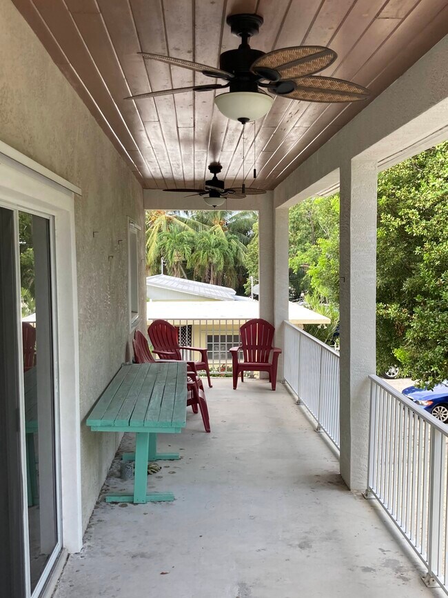 Foto del edificio - 263 Gardenia St