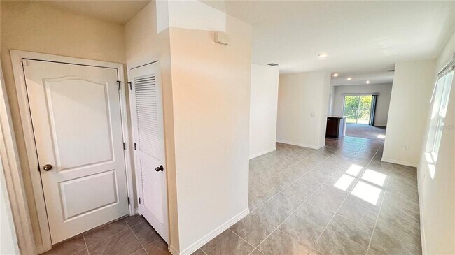 Foto del edificio - 227 Eagleview Loop