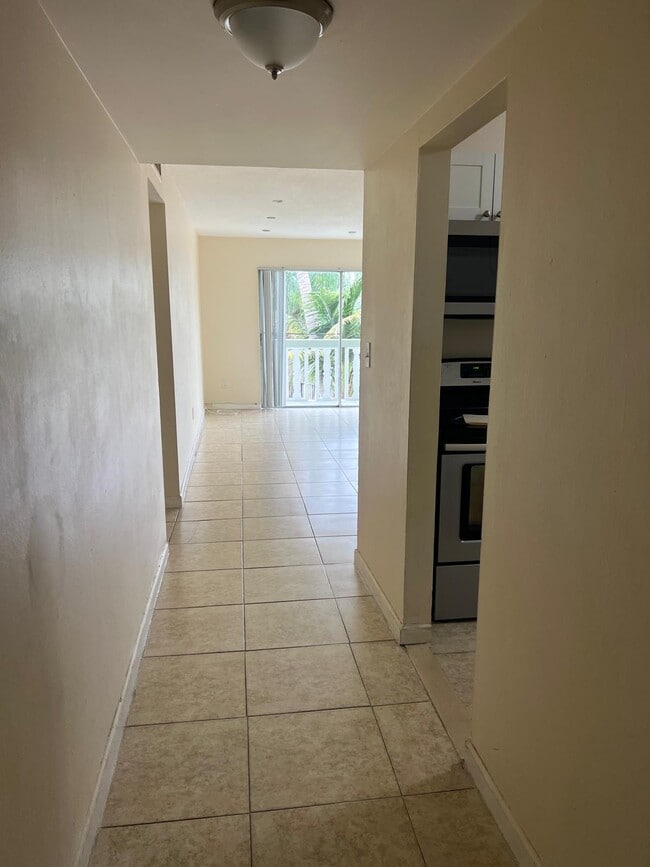 Foto del edificio - 15225 NE 6th Ave