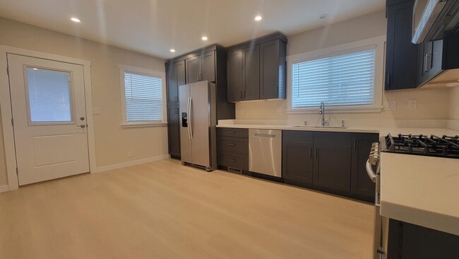 Cocina - 622 Miller Ave