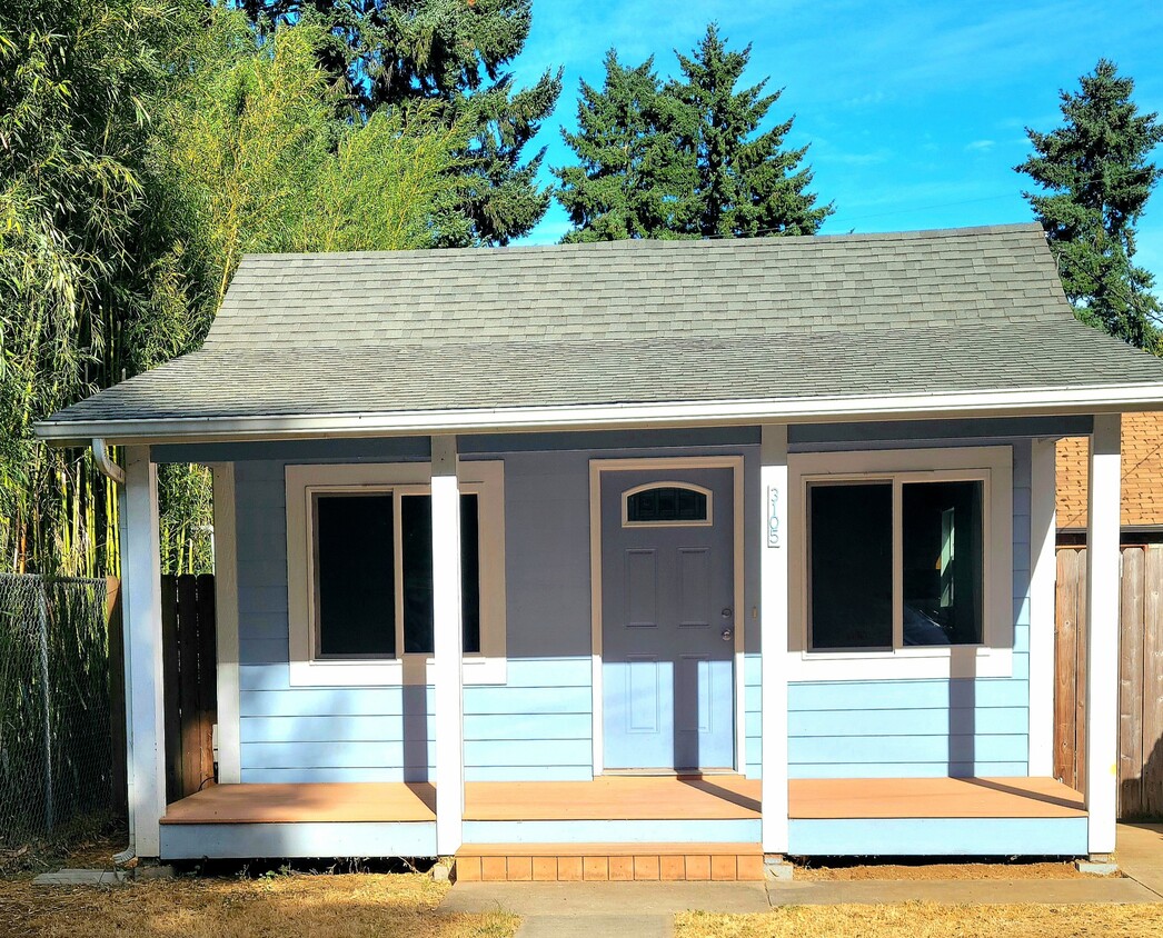 Primary Photo - 3105 W St