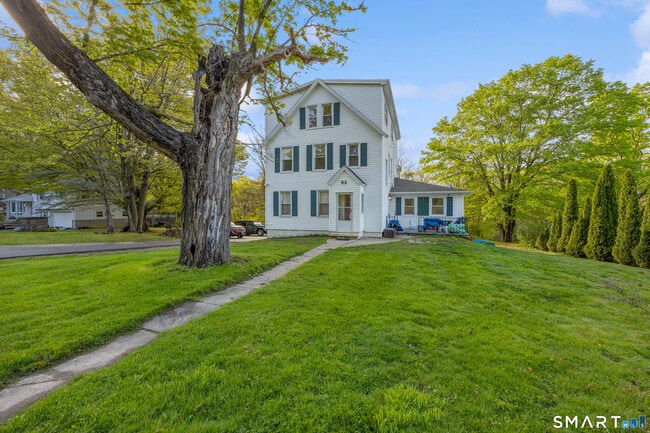Building Photo - 82 Spindle Hill Rd