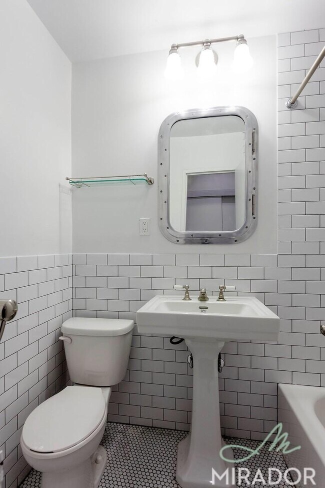Foto del edificio - 0 bedroom in New York NY 10003