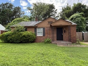 Building Photo - 1065 Larry Ln