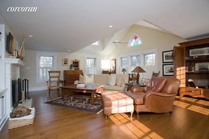Foto del edificio - 8 Huntington Ln