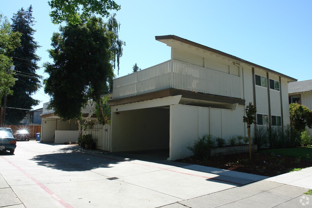 Primary Photo - 5694 Tucson Dr