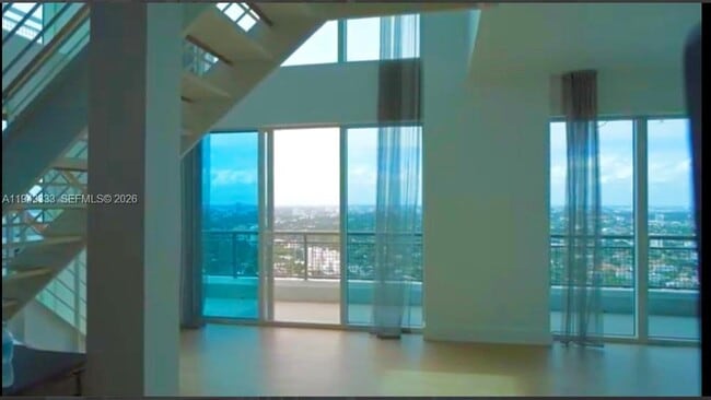 Foto del edificio - 60 SW 13th St