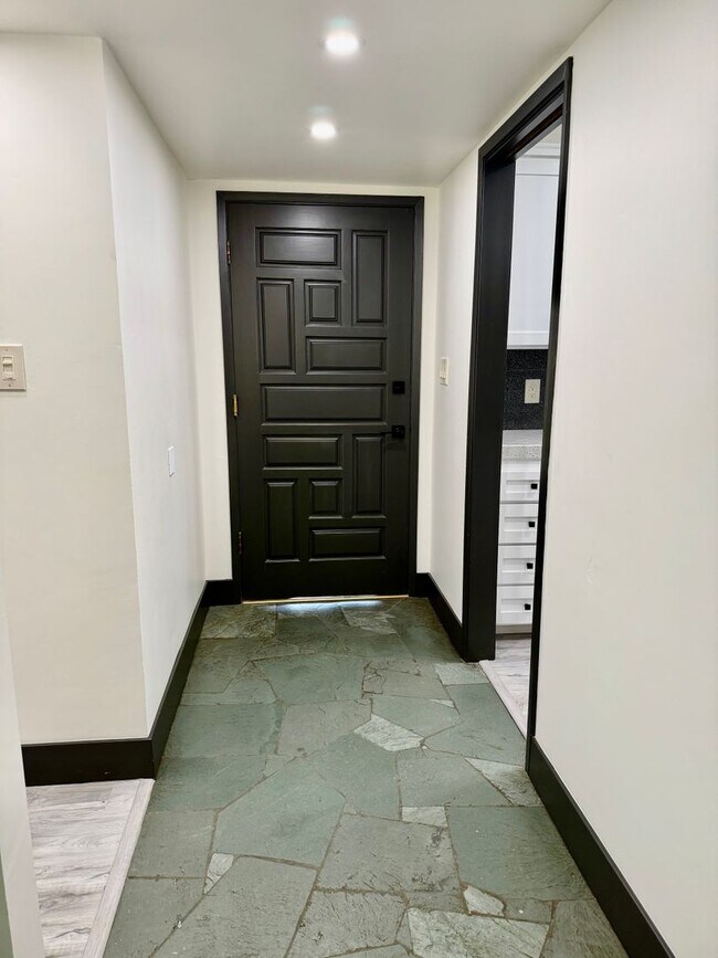 Foto del edificio - Beautiful remodeled home