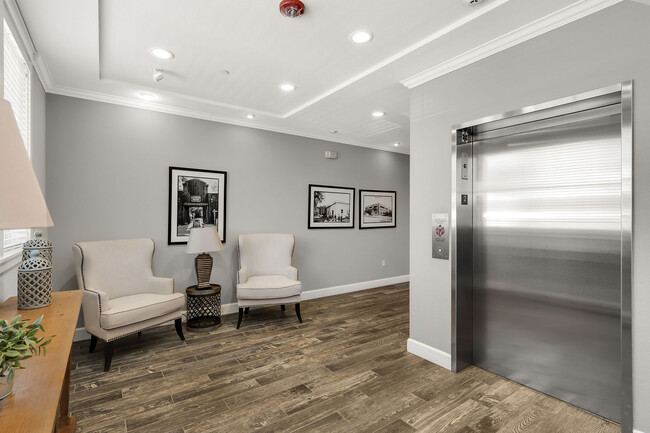 Foto del edificio - 111 W Prospect Ave