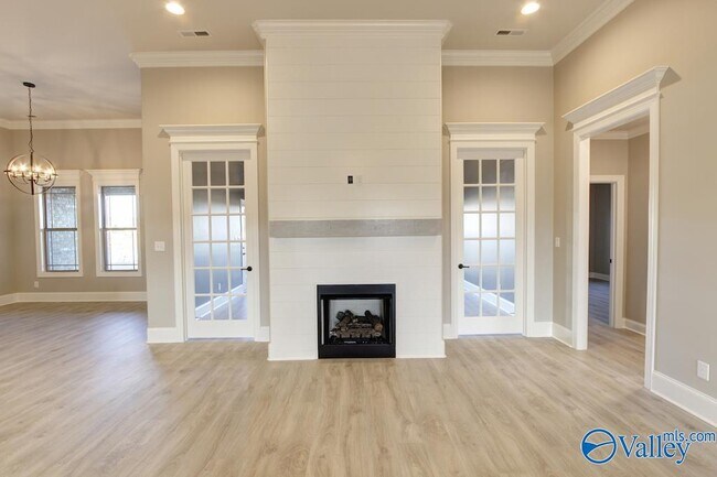Building Photo - 26172 Woodfield Dr