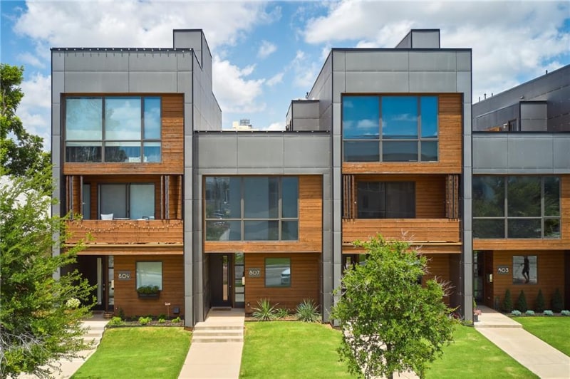 Photo - 807 NW 9th St (Oklahoma City, OK)