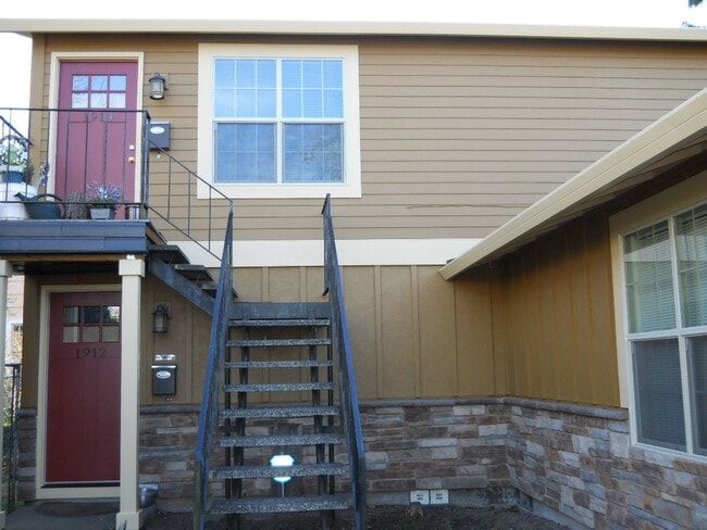 Building Photo - 118000