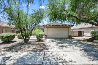 Building Photo - 3057 W Lucia Dr