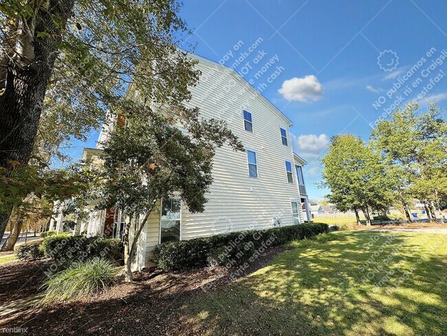 Building Photo - 2 br, 2.5 bath Townhome - 1458 Roustabout Way