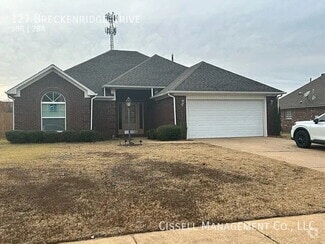 Building Photo - 127 Breckenridge Dr