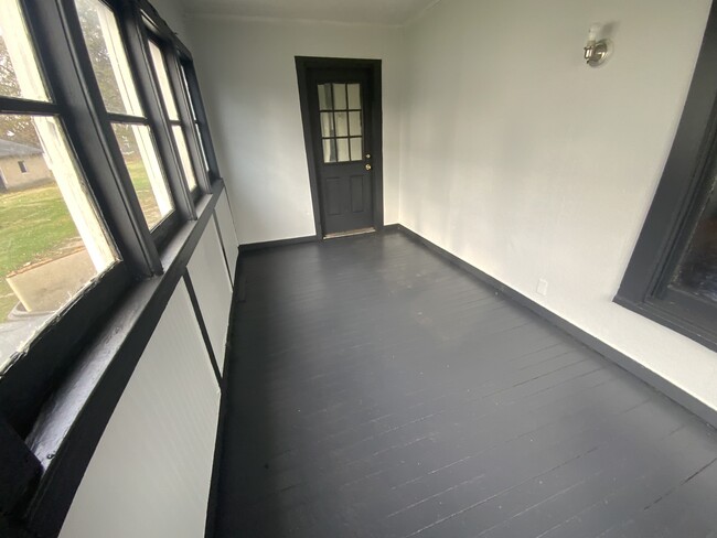 Building Photo - 314 Porter St