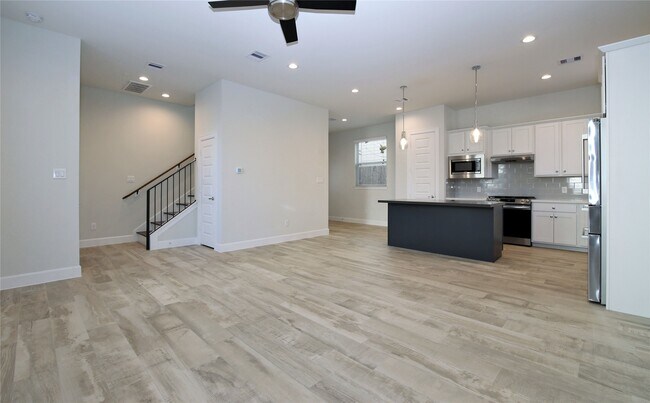 Foto del edificio - 506 W Donovan St