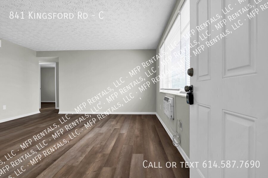 Primary Photo - 841 Kingsford Rd