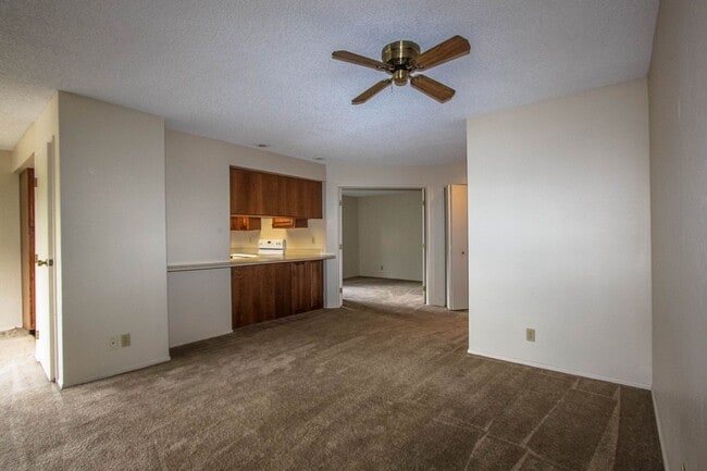 Building Photo - Granite Creek Condominium